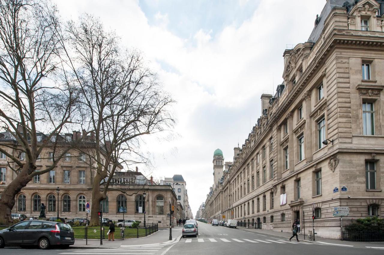 Paris Place Pantheon Apartment Exterior photo